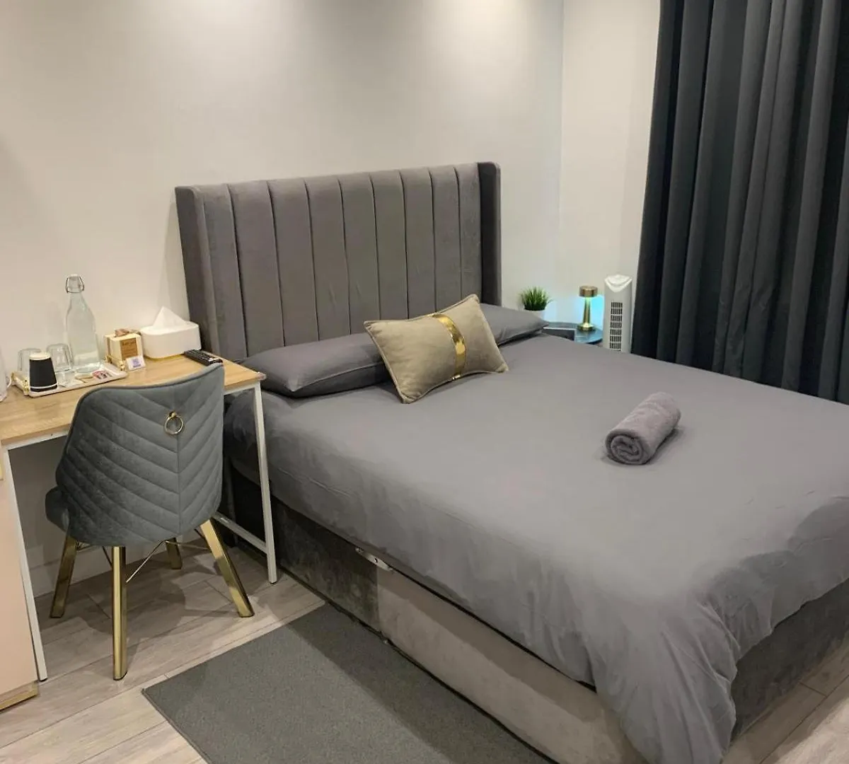 Raven 38 Hotel London